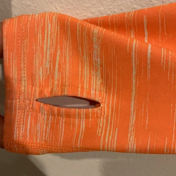 Women Tech Twist 1/4 Zip - Picture 4 of 6